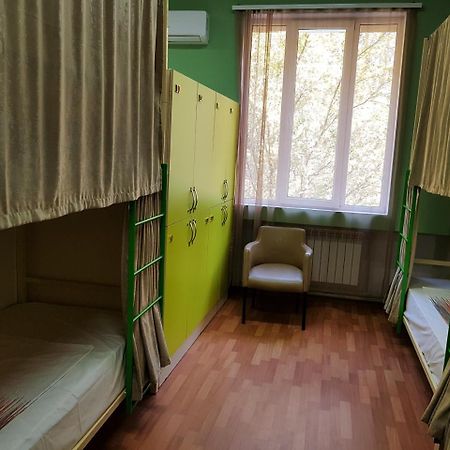 Welcome Friends Hostel Yerevan Exterior foto