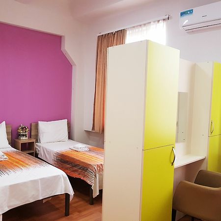 Welcome Friends Hostel Yerevan Exterior foto