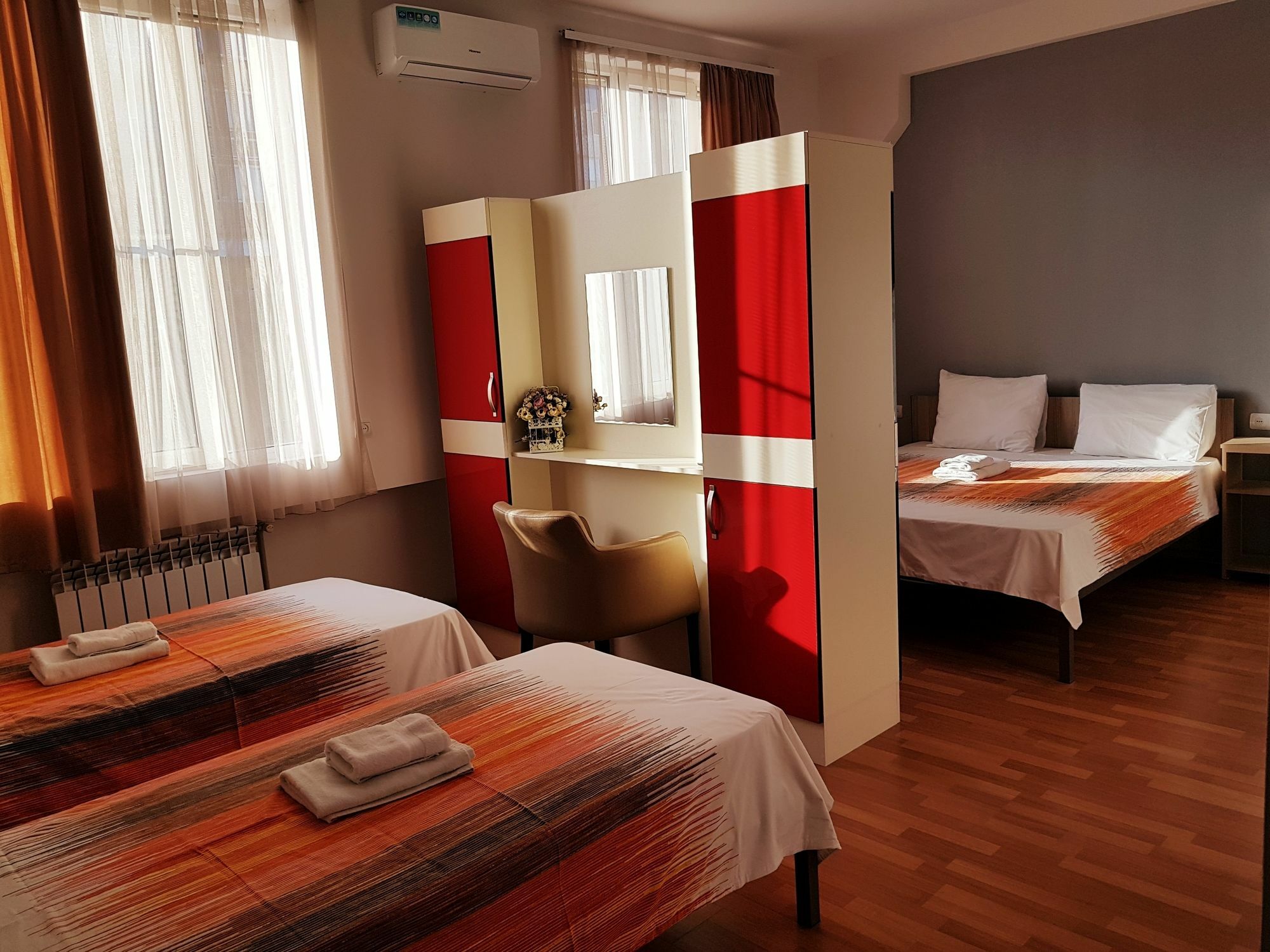Welcome Friends Hostel Yerevan Exterior foto
